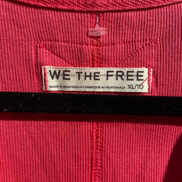 NEW- We The Free - Neria Tart Berry V-Neck Tank Top - Picture 2 of 7